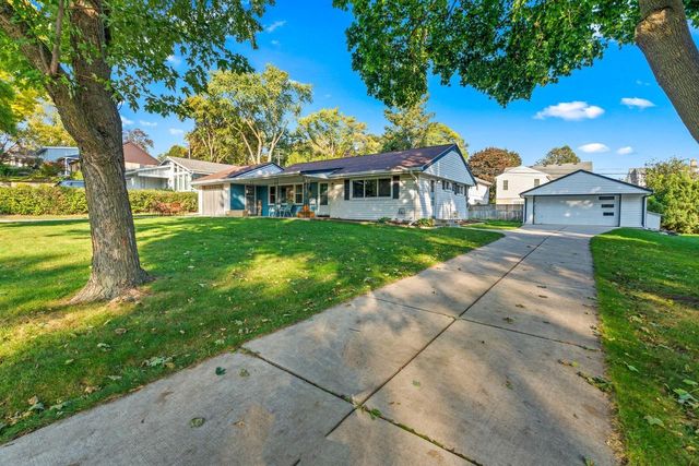 242 N 116th STREET, Wauwatosa, WI 53226