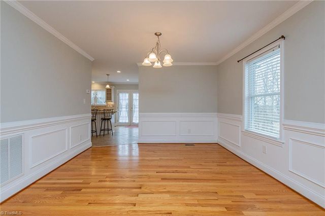 5946 Drake Road, Greensboro, NC 27406