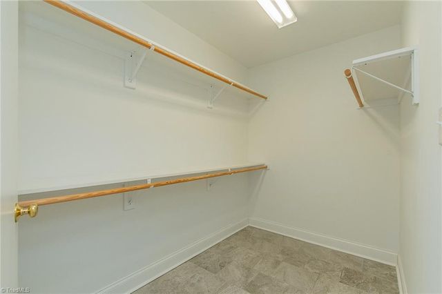 5946 Drake Road, Greensboro, NC 27406