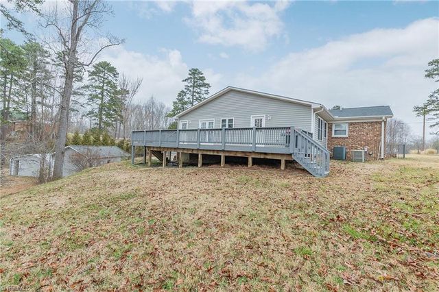 5946 Drake Road, Greensboro, NC 27406