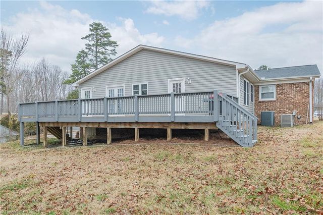 5946 Drake Road, Greensboro, NC 27406