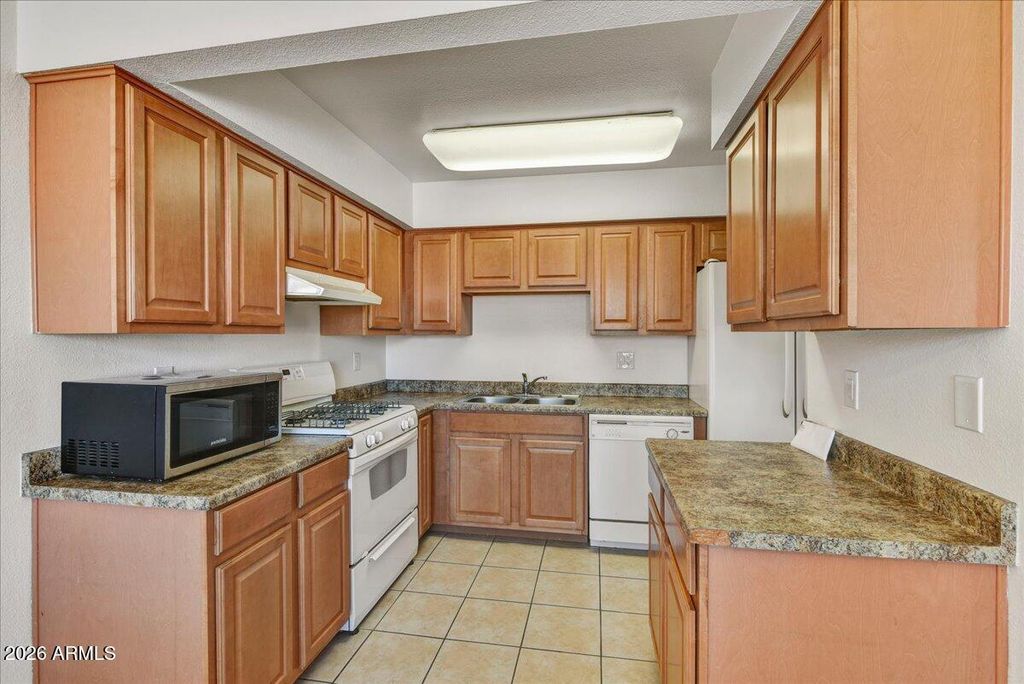 303 N MILLER Road N 2002, Scottsdale, AZ 85257 — photo 4