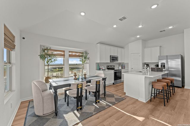 1020 Amber Lake, Seguin, TX 78155