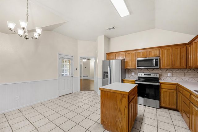 2408 Indian Camp TRL, Copperas Cove, TX 76522