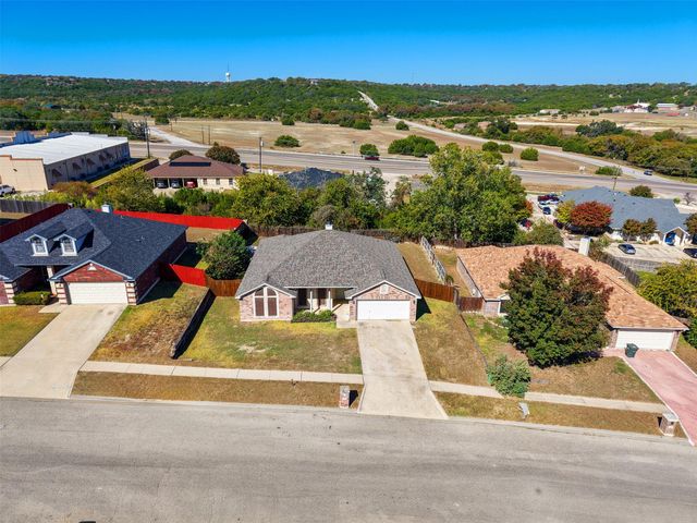 2408 Indian Camp TRL, Copperas Cove, TX 76522