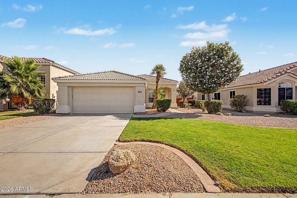 13179 W CYPRESS Street, Goodyear, AZ 85395 — photo 2