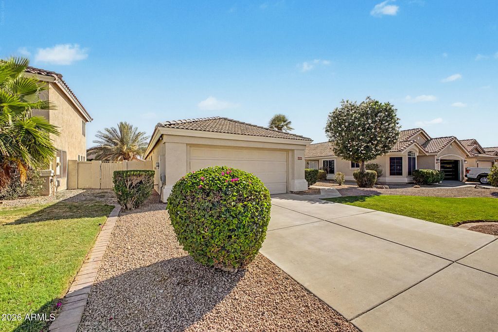13179 W CYPRESS Street, Goodyear, AZ 85395 — photo 4