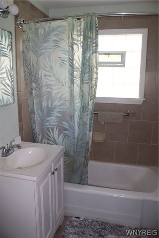 305 Burch Avenue, West Seneca, NY 14210