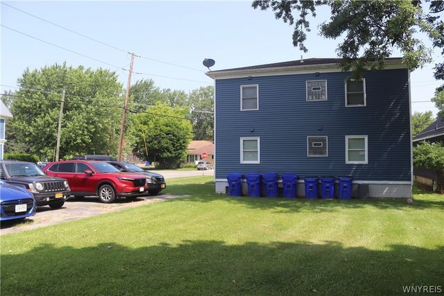 305 Burch Avenue, West Seneca, NY 14210