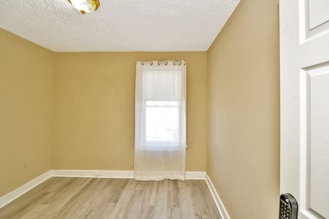 189 N Warren Ave 3, Brockton, MA 02301