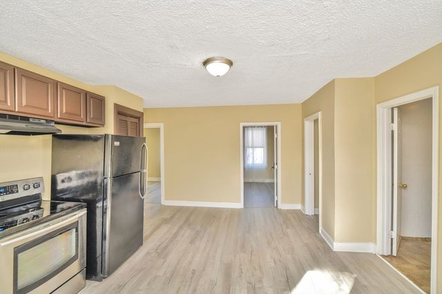 189 N Warren Ave 3, Brockton, MA 02301