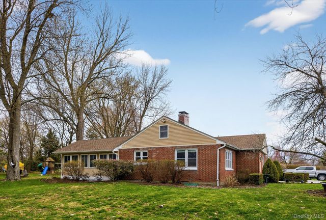 8 Francis Street, Newburgh, NY 12550