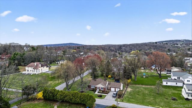 8 Francis Street, Newburgh, NY 12550