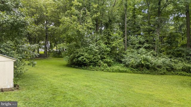 54 W LOCUST ST, Oxford, PA 19363