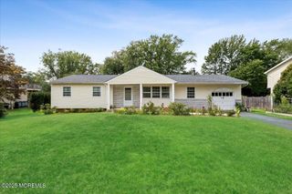 19 Pease Road, Manalapan, NJ 07726