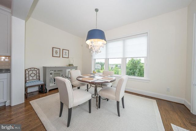 153 CHAPEL HILL CIR, Paoli, PA 19301
