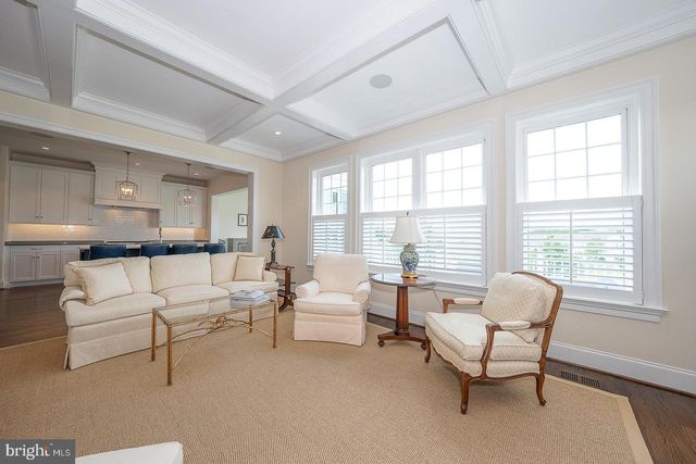 153 CHAPEL HILL CIR, Paoli, PA 19301