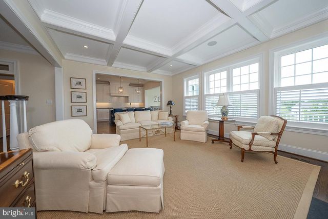 153 CHAPEL HILL CIR, Paoli, PA 19301