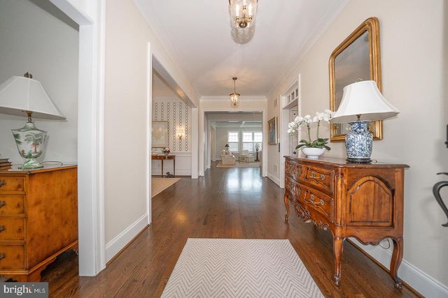 153 CHAPEL HILL CIR, Paoli, PA 19301