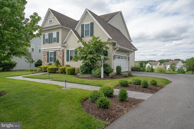 153 CHAPEL HILL CIR, Paoli, PA 19301