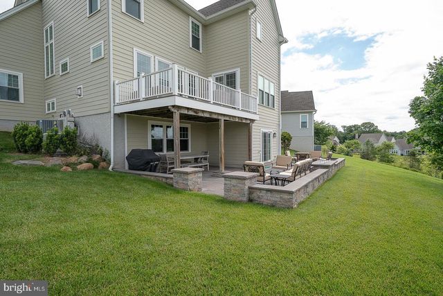 153 CHAPEL HILL CIR, Paoli, PA 19301