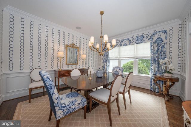 153 CHAPEL HILL CIR, Paoli, PA 19301