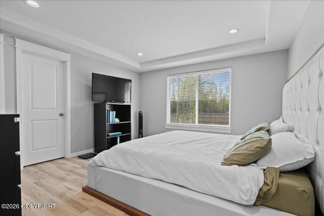 975 E Burlwood Drive, Wasilla, AK 99654