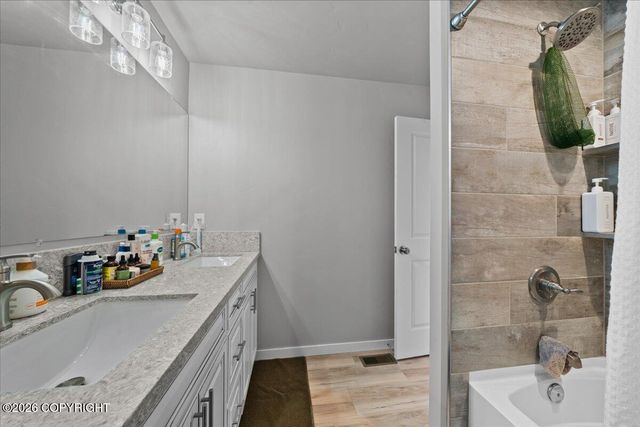 975 E Burlwood Drive, Wasilla, AK 99654