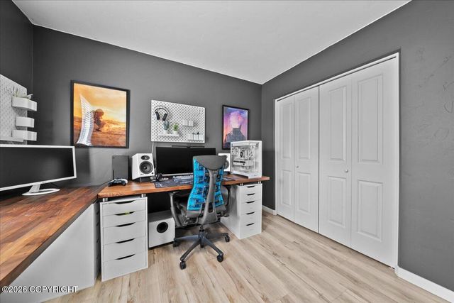 975 E Burlwood Drive, Wasilla, AK 99654
