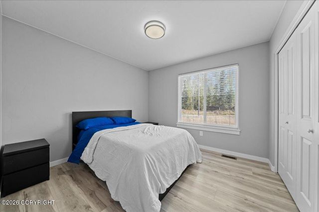 975 E Burlwood Drive, Wasilla, AK 99654