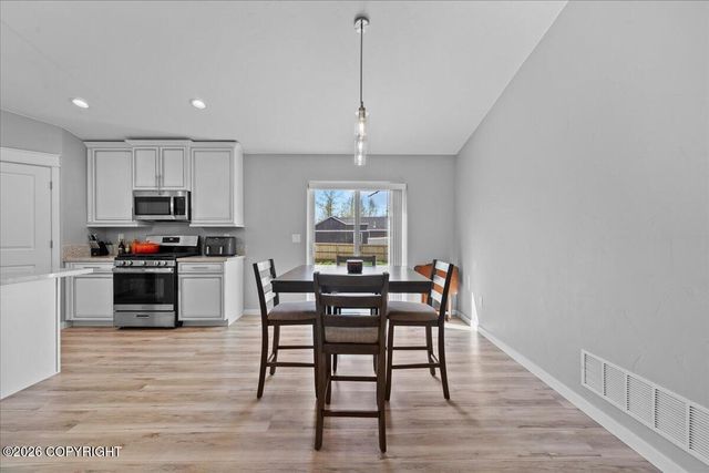 975 E Burlwood Drive, Wasilla, AK 99654