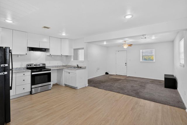 1548 W 5th Street, Port Arthur, TX 77640