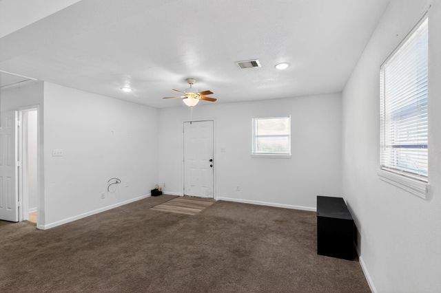 1548 W 5th Street, Port Arthur, TX 77640