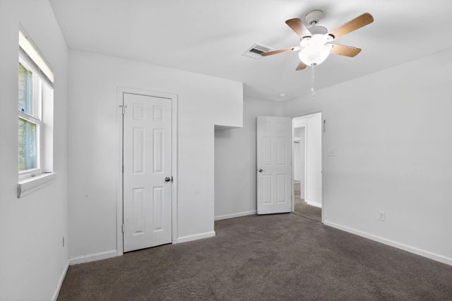 1548 W 5th Street, Port Arthur, TX 77640