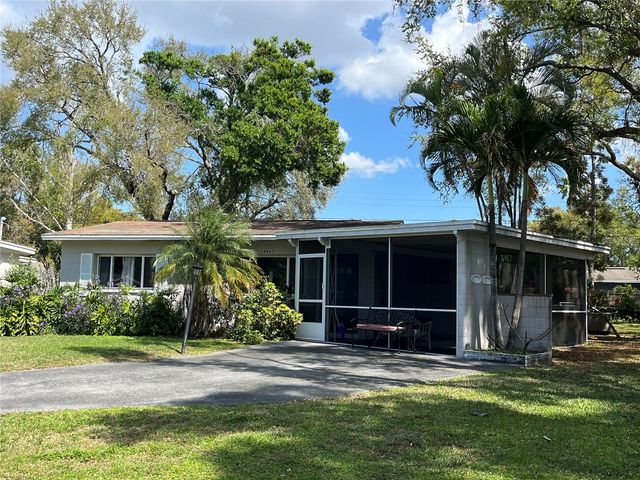 10627 105TH STREET, Largo, FL 33773