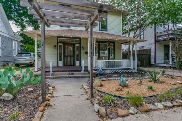 1821 College Avenue, Fort Worth, TX 76110