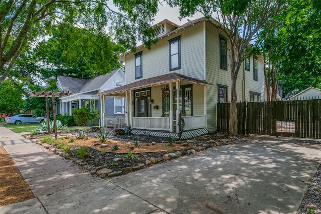 1821 College Avenue, Fort Worth, TX 76110
