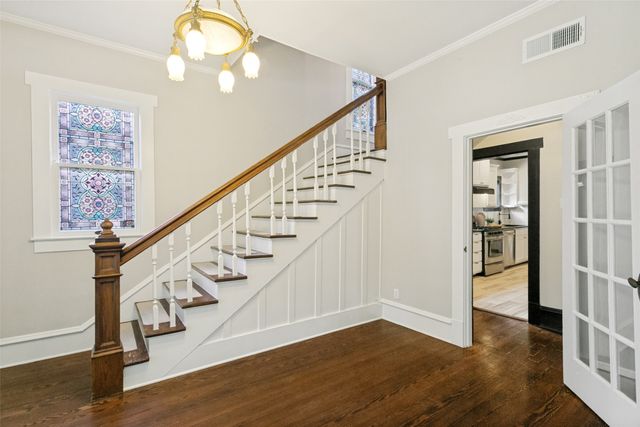 1821 College Avenue, Fort Worth, TX 76110