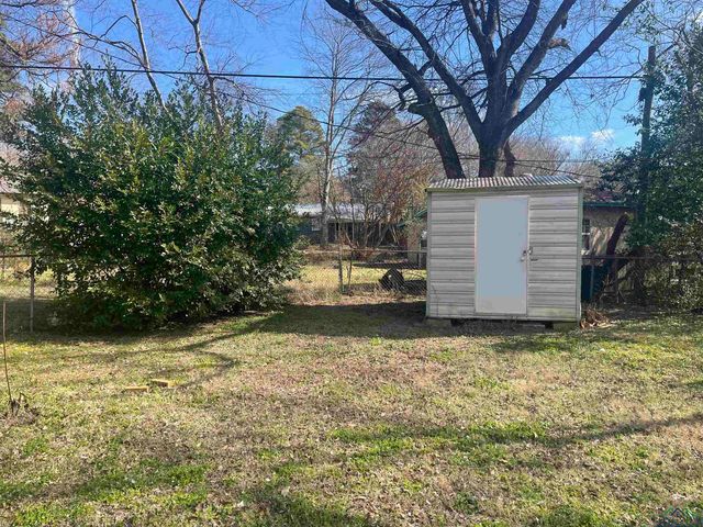 310 Fannin, Lone Star, TX 75668