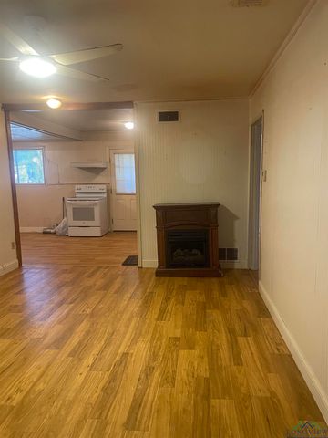 310 Fannin, Lone Star, TX 75668