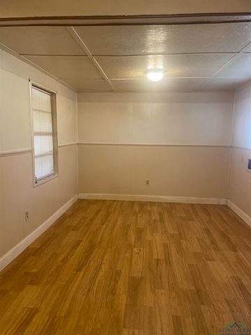 310 Fannin, Lone Star, TX 75668