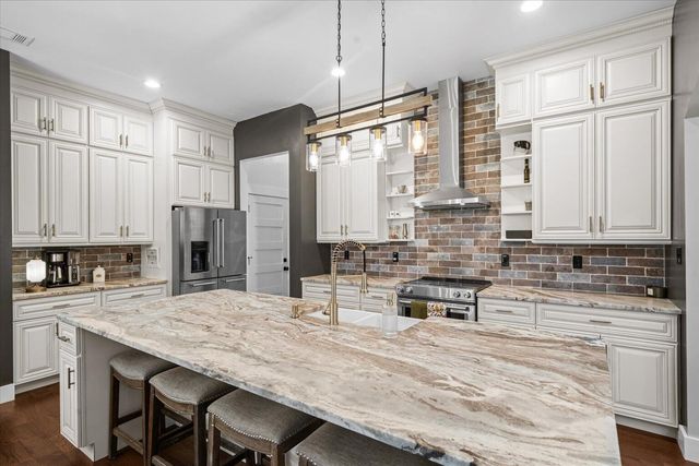 620 Foxpaw Leaf, Ellijay, GA 30536