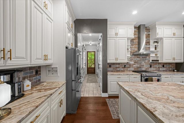 620 Foxpaw Leaf, Ellijay, GA 30536
