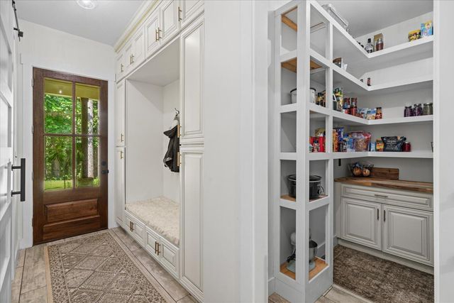 620 Foxpaw Leaf, Ellijay, GA 30536