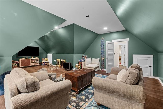 620 Foxpaw Leaf, Ellijay, GA 30536
