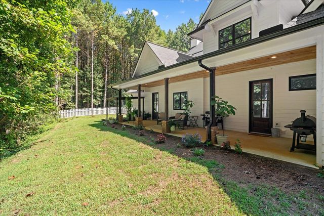 620 Foxpaw Leaf, Ellijay, GA 30536