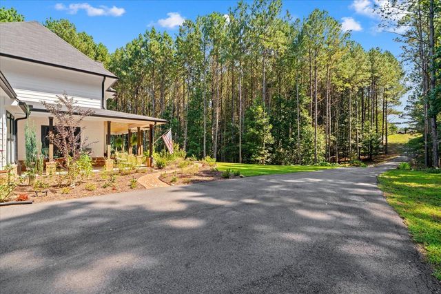 620 Foxpaw Leaf, Ellijay, GA 30536