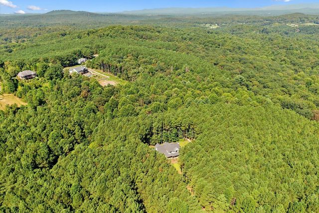 620 Foxpaw Leaf, Ellijay, GA 30536