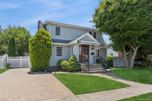 307 Hughes Street, Bellmore, NY 11710