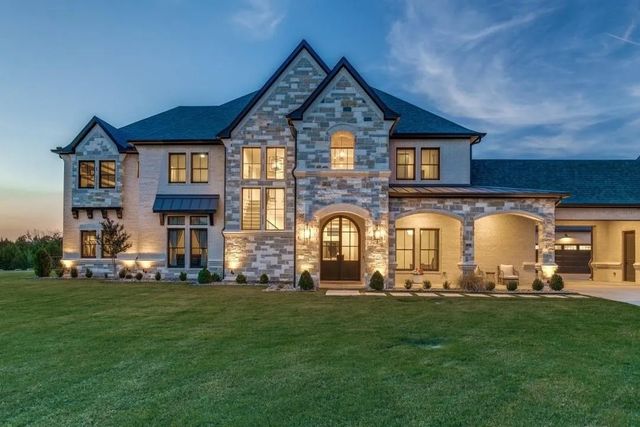 7321 Bright Place, Pilot Point, TX 76258